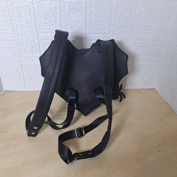 Mad Engine Fine By Me Black Spiderweb Heart Straps Goth Backpack Purse - Picture 7 of 11